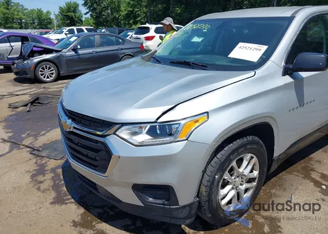 2018 Chevrolet Traverse Ls z USA, uszkodzony, nr VIN 1GNEVFKW7JJ195108